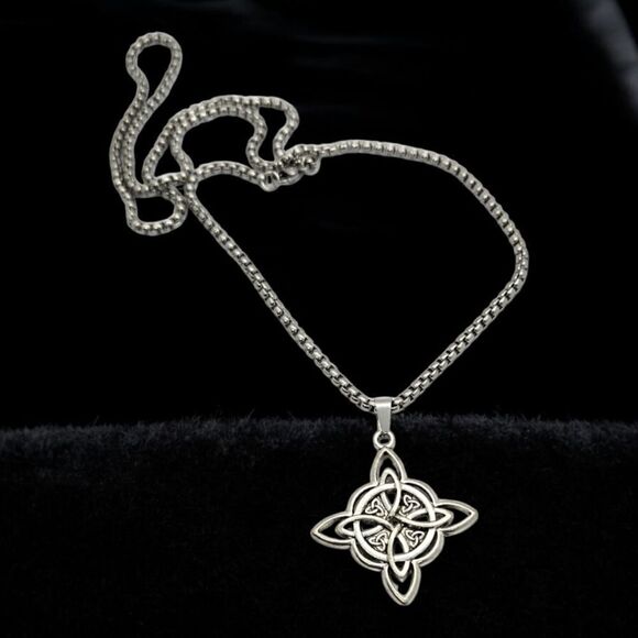 Irish Celtic Cross Trinity Knot Pendant Necklace Stainless Steel Witch Knot NWT - Picture 5 of 8